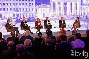Diskussionsrunde beim Politischen Abend 2025 des bvitg