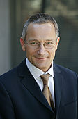 Dr. Raimund Vogl