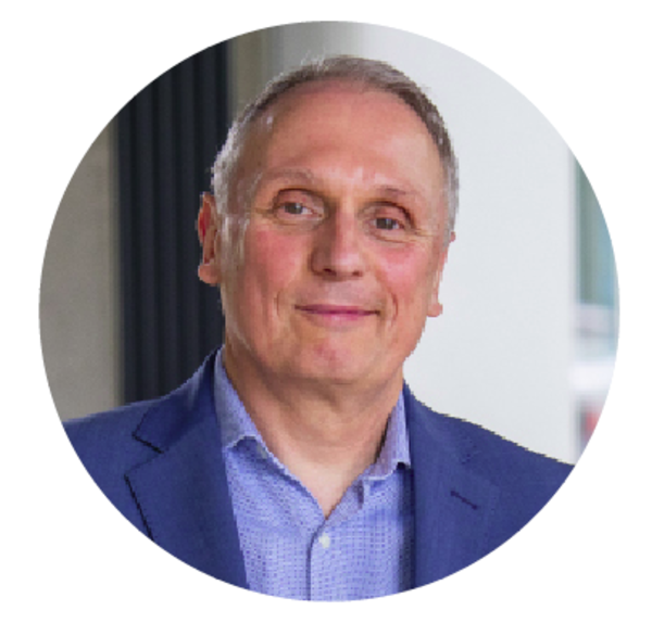 Dr. Tino Großmann, Managing Director PKV & Versorgung bei der ]init[ AG für digitale Kommunikation