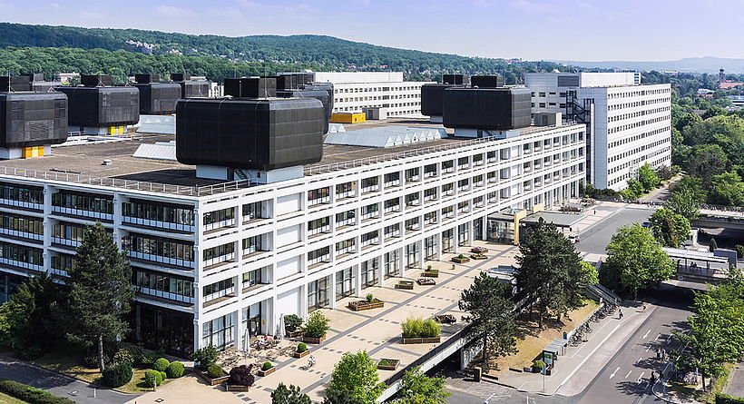 Foto der Universitätsmedizin Göttingen von oben aus der Luft fotografiert