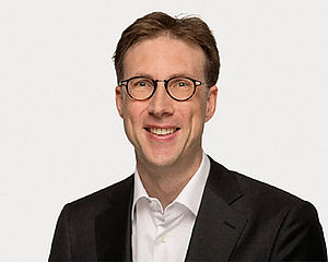 Dr. Lutz Hager ist Professor für Management im Gesundheitswesen an der SRH Fernhochschule und Vorstandsvorsit­zender des Bundesverbands Managed Care (BMC).