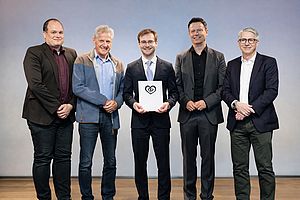 Matthias Bescherer, Sana Kliniken AG; Prof. Armin Welz, DSHF, Dr. Antonius Büscher Universitätsklinikum Münster, Prof. Dr. Benjamin Meder, Sprecher Sektion eCardiology, DGK, Prof. Dr. Thorsten Dill, Sana Krankenhaus Benrath